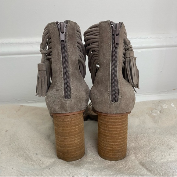 Jeffrey Campbell Despina Strappy Leather Block Heels Sandals Tan Suede Tassel 7 - Picture 3 of 9